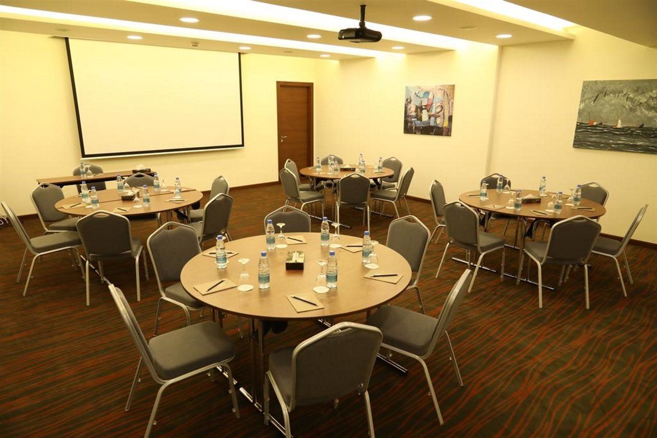 Citea Apart Hotel Бейрут Экстерьер фото